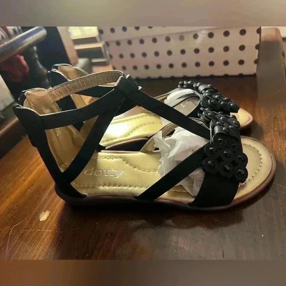 Toddler Size 10 Black Softly Sandal